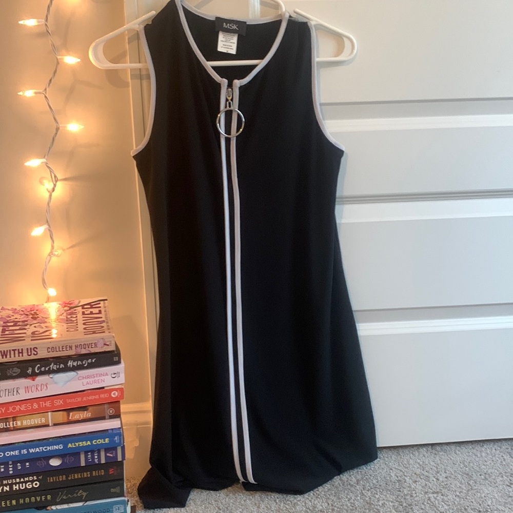 black/white mask dress.